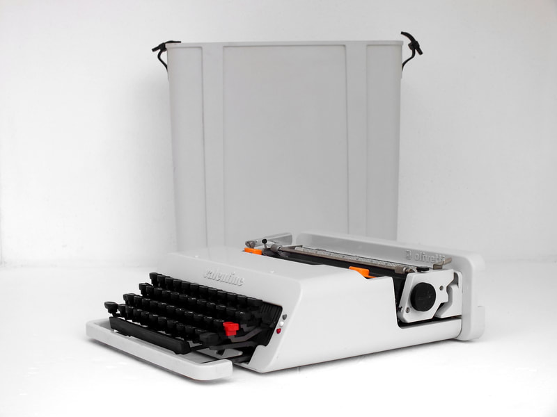 Valentine in rare greywhite typewriter by Ettore Sottsass design  for Olivetti years '70