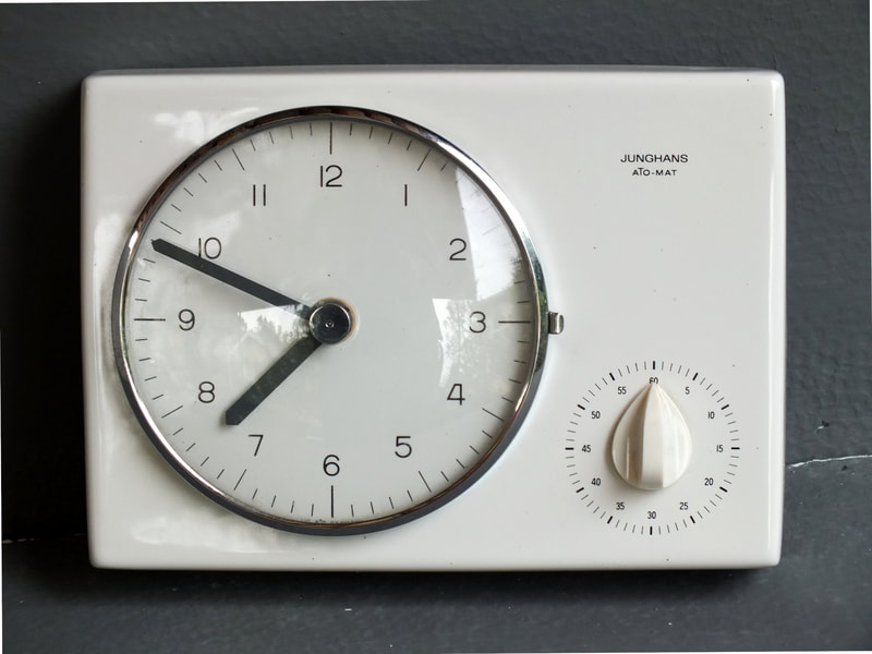 Max Bill design years '60 for Junghans wall clock ato-mat