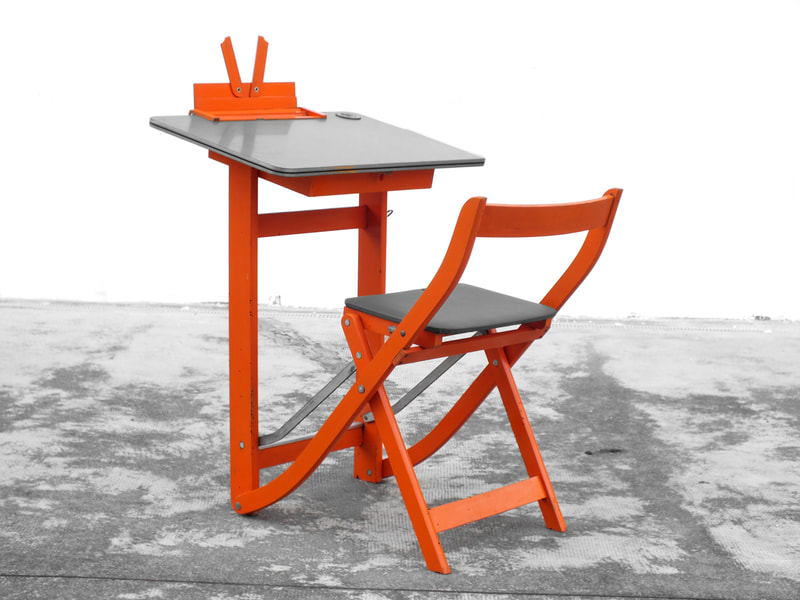 Reguitti Italy design in years '60 rare children desk school in wood