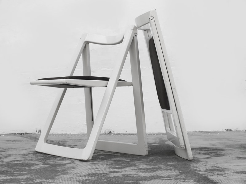 Jacober Aldo and D'Aniello design Bazzani Itaky in years '70 two Trieste chairs
